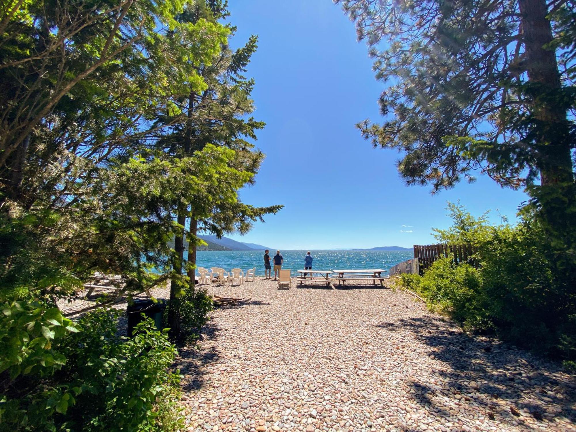 Flathead Lake Resort Woods Bay Exterior foto